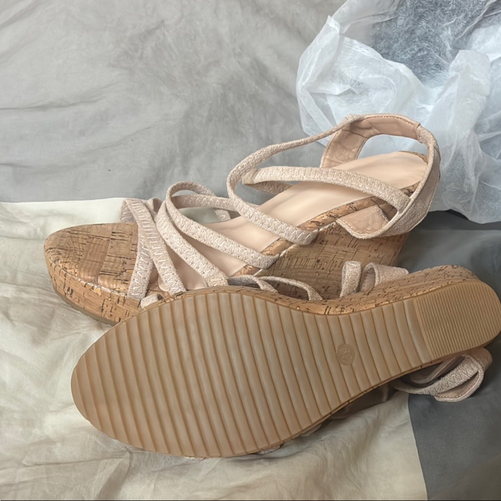 NEVER WORN OR TRIED:Cream Espadrille Shoes with Ribbed Sole and Straps